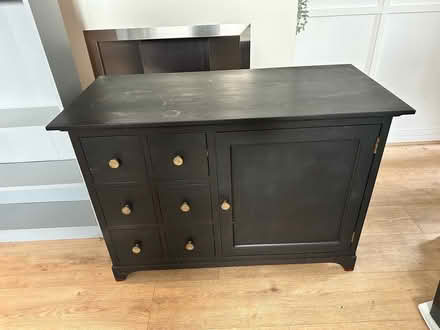 Photo of free Small sideboard / tv cabinet (Porchester) #1