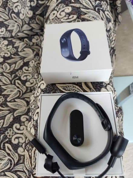 Photo of free Xiaomi MI Band 2 smart watch (Sandilands CR0) #3