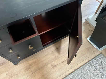 Photo of free Small sideboard / tv cabinet (Porchester) #2