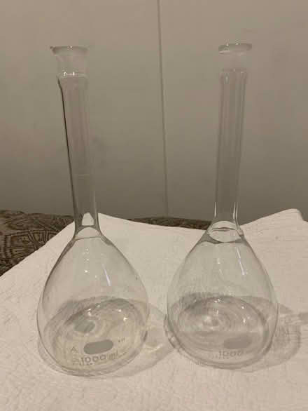 Photo of free 1L lab flasks (NOT FOR FOOD) (Dupont and Bathurst) #1
