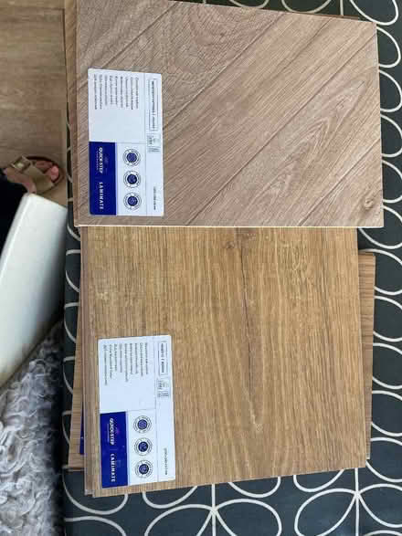 Photo of free Quick step flooring samples in oak effect (Jordanhill G13) #3