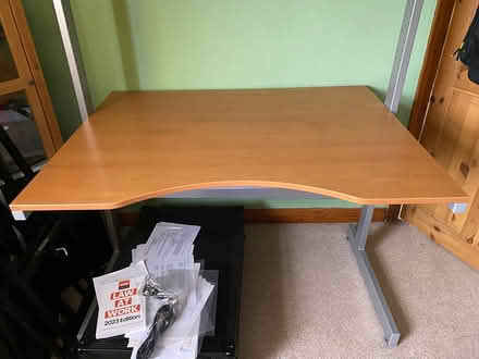 Photo of free Office desk (East Ham E6) #1
