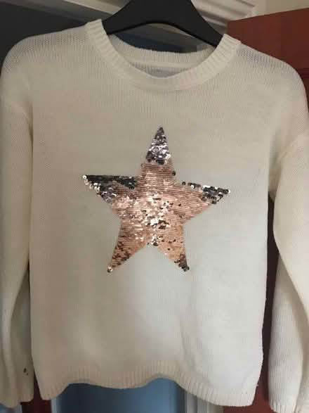 Photo of free Girls jumper (Cleobury Mortimer DY14) #1