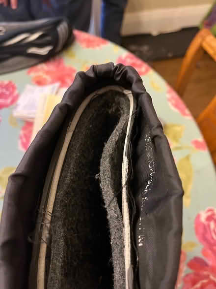 Photo of free Men’s size 7 Kamik snow boots (Bloor West Village) #3