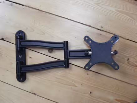 Photo of free TV wall mount bracket (Bath & North East Somerset BS31) #1