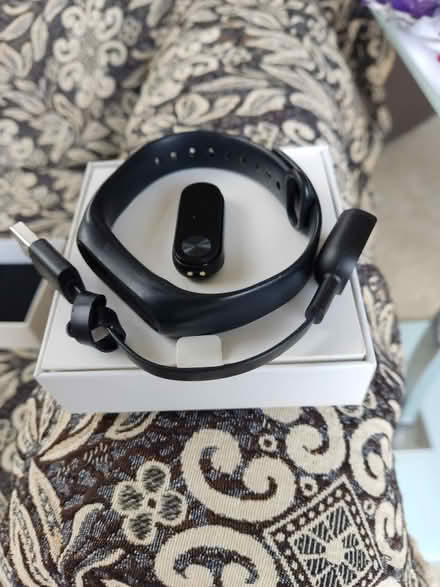 Photo of free Xiaomi MI Band 2 smart watch (Sandilands CR0) #2