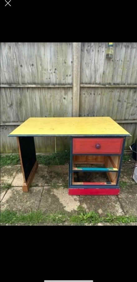 Photo of free desk (stevenage) #3