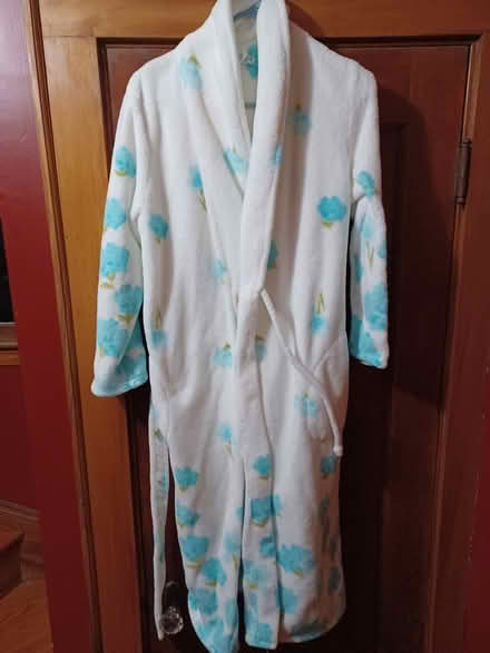 Photo of free Woman's Hannah Lounge Bathrobe (Arlington Heights) #1