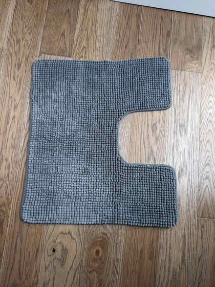 Photo of free IKEA grey bobble pedestal mat (New Cross SE14) #1