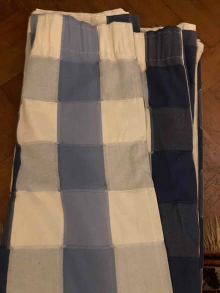 Photo of free Blue white yellow curtains (OX4 East Oxford) #1