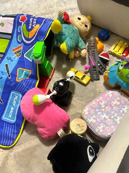 Photo of free Toys for toddlers or under 3 (E2) #1