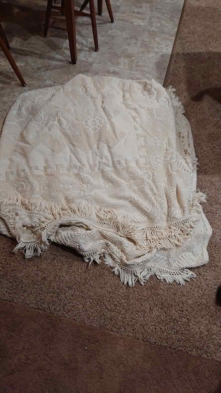 Photo of free Martha Washington Bedspread (Bolton) #1