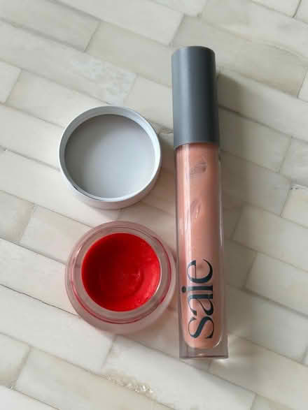 Photo of free RMS lip/cheeck colour & Saie lip gloss (Tunbridge Wells N. TN1) #3