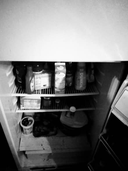 Photo of free working fridge/freezer (Camas Washington) #2
