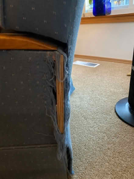 Photo of free Blue Recliner Chair (Lake Stevens) #4