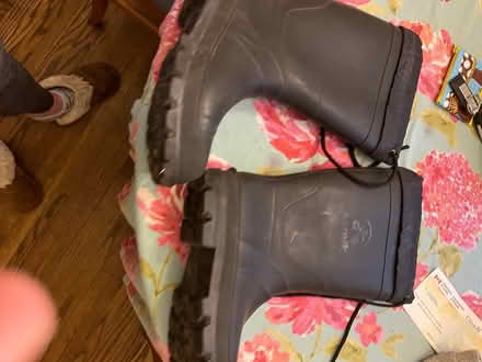 Photo of free Men’s size 7 Kamik snow boots (Bloor West Village) #1