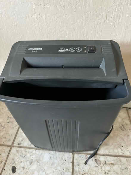 Photo of free Paper shredder (Saratoga) #2