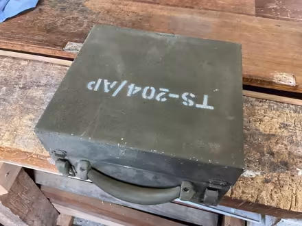Photo of free WW2 instrument box. (Lodge Moor S10) #1
