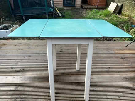 Photo of free Vintage table (NR2) #2