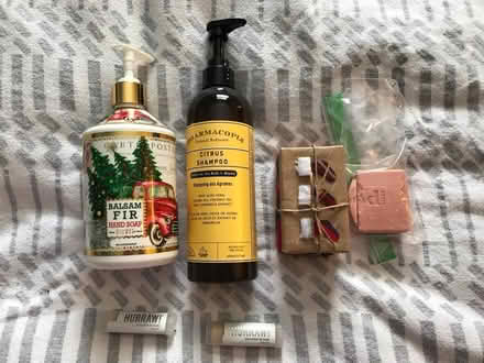Photo of free toiletries (southwest Schaumburg IL) #1