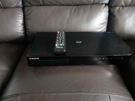 Photo of free Blue-Ray player (KT17 Epsom) #1