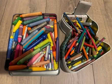 Photo of free Crayons and colouring pencils (Canonbury N1) #1