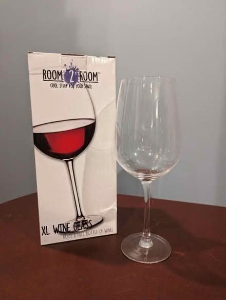 Photo of free XL wine glass (Fanwood) #1