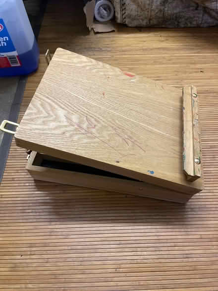 Photo of free Drawing box/easel (Maidenhead SL6) #1