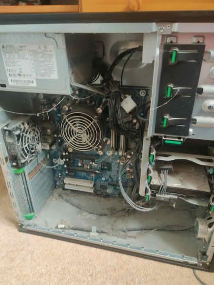 Photo of free Hp z210 (Ockley) #2
