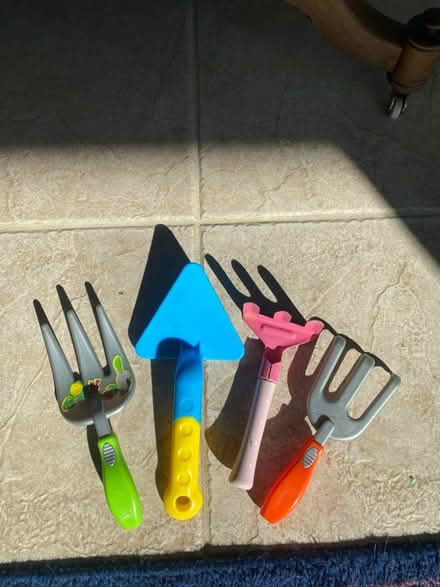 Photo of free Little gardener tools (West Catonsville) #1