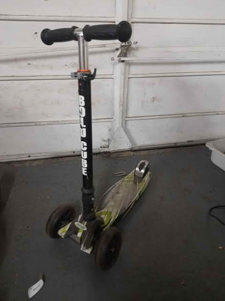 Photo of free Kids scooter (Stannington S6) #1