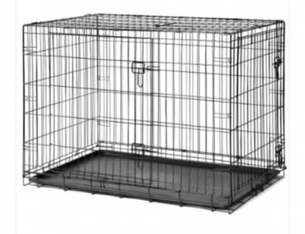 Photo of Medium or Large dog crate (Barford Road Pocket Park PE19) #1