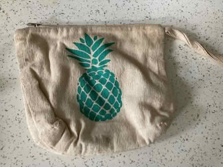 Photo of free Small zip pouch (OX4 East Oxford) #1