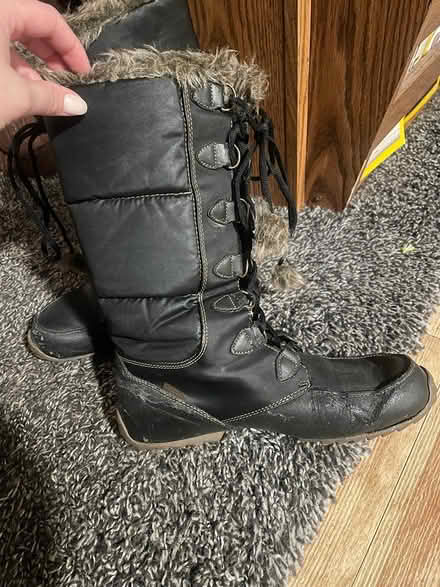 Photo of free Women’s Winter Boots (Denver, Jefferson Park) #2