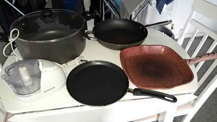 Photo of free Assorted Kitchen Utensils (B31) #1