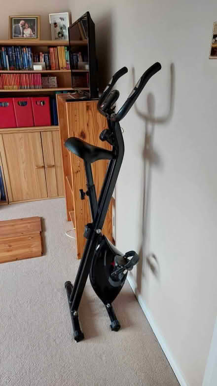 Photo of free XS Sport Foldable Exercise Bike (Fifehead Magdalen SP8) #2