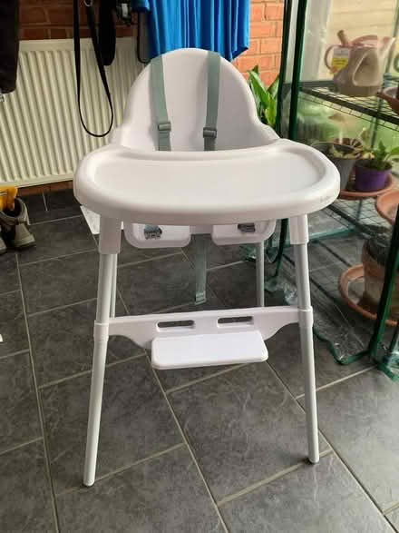 Photo of free High Chair (Whitnash CV31) #3