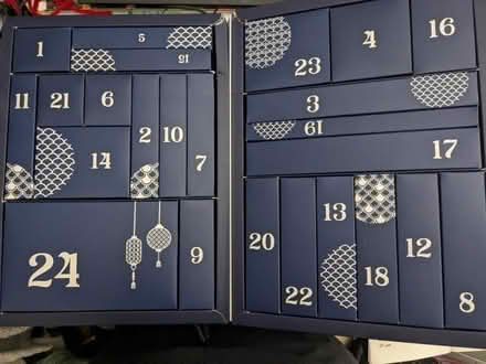 Photo of free EMPTY cardboard advent calendar (Bathampton) #2