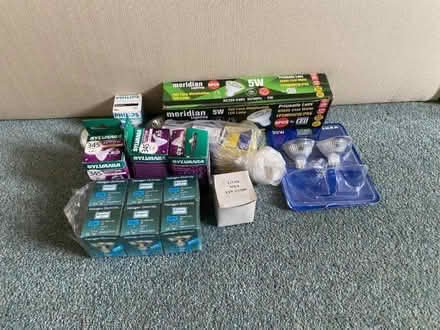 Photo of free Small halogen bulbs. (Saltford) #1