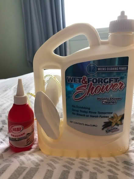 Photo of free shower cleaners (southwest Schaumburg IL) #1