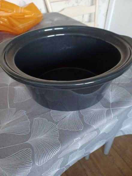 Photo of free Crockpot Dish (LL14) #1