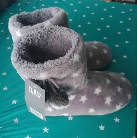 Photo of free Warm bootee slippers. Size 6. Still tagged. (Woodley RG5) #3