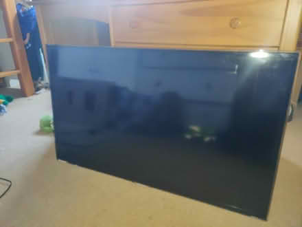 Photo of free Samsung tv (Ockley) #2