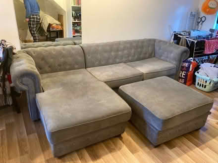 Photo of free Sectional Sofa (SE16) #1