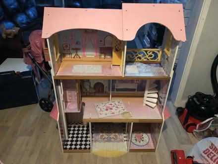 Photo of free Dolls house (Grangetown Cardiff) #1
