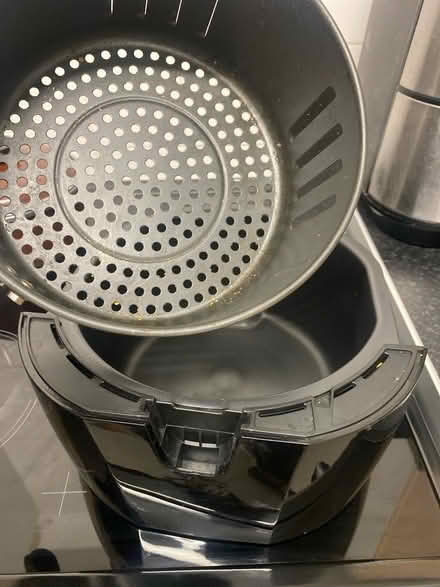 Photo of free Habor Airfryer (Edmonton Green) #3