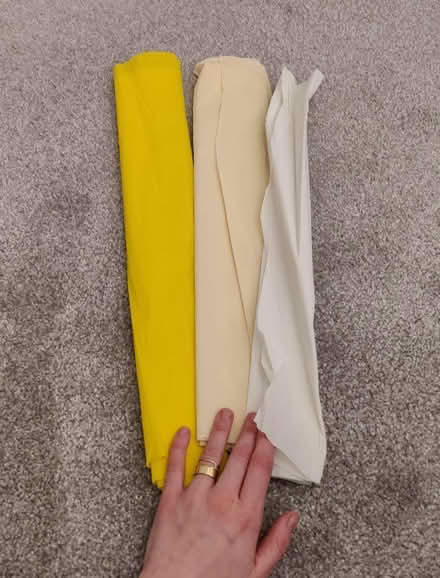 Photo of free Crepe paper (EH12) #2