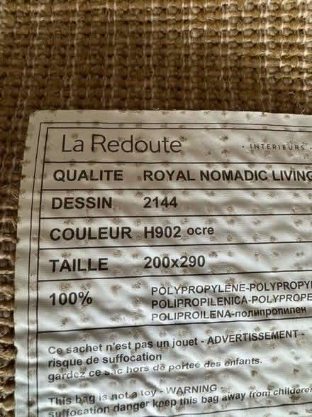 Photo of free La Redoute rug (Meldreth) #4