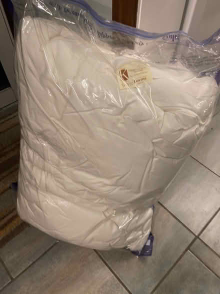 Photo of free King duvet 9tog (Arnside LA5) #2