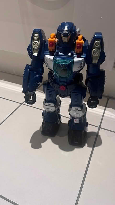 Photo of free Switch&Go Dino Robot & Transformer (Chelmsford CM2) #4
